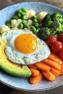 Sunny-Side Egg with Avocado, Tomatoes & Steamed Veggies