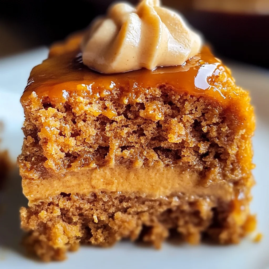 Sweet Crockpot Pumpkin Spice Cake